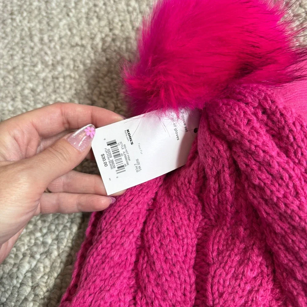 SO Hot Pink Cable Knit Beanie and Gloves Set Faux Fur Pom‎ Size M/L